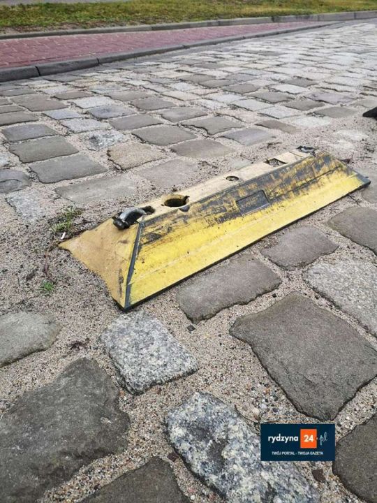 Wystające śruby na ul. Kościuszki