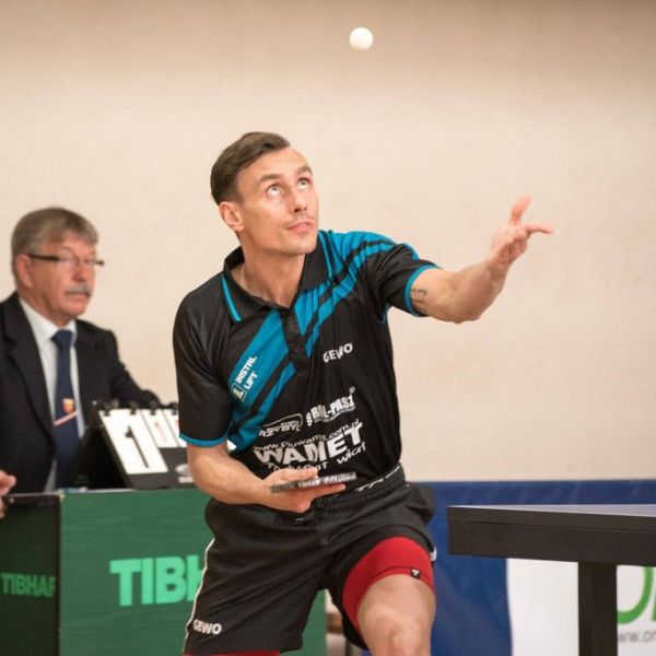 Piotr Chmiel odchodzi z Wametu Dąbcze