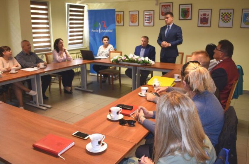  Organizacje pozarządowe gośćmi starosty