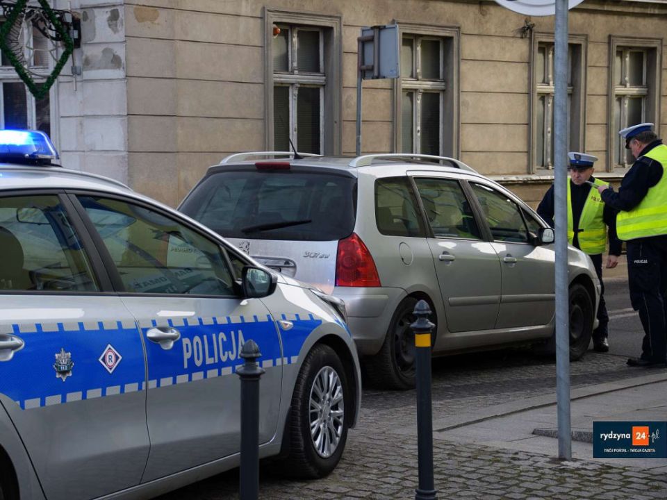 Potrącenie na pasach w Rydzynie – lądowanie śmigłowca LPR