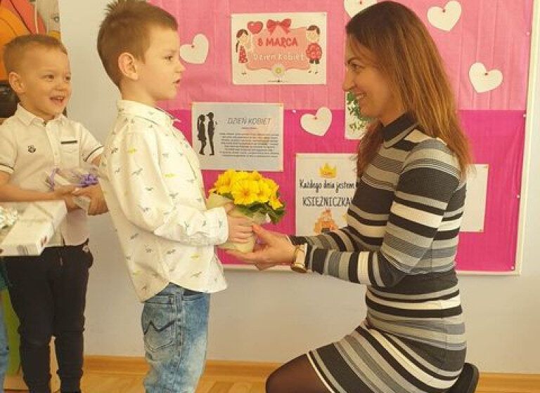  Dzień Kobiet u przedszkolaków
