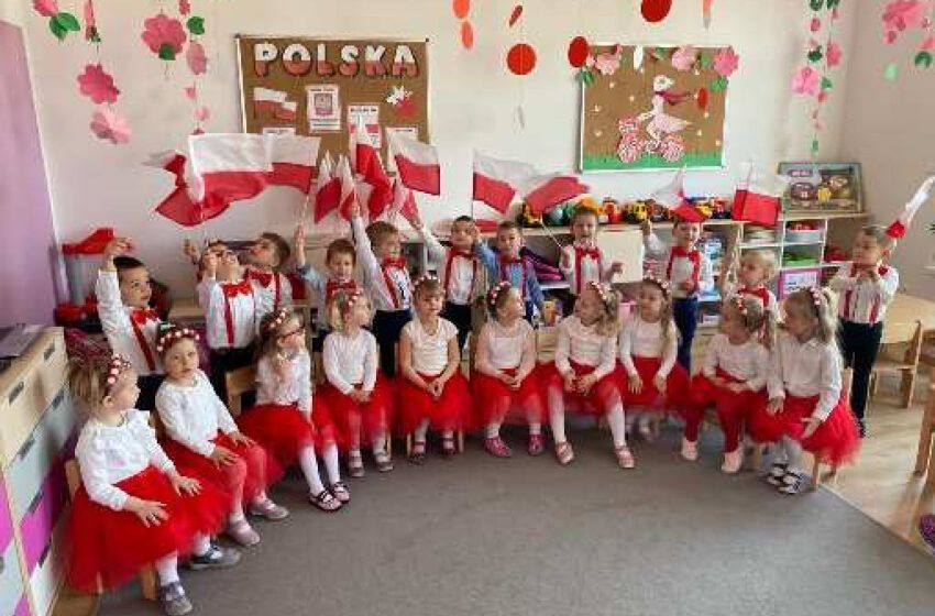  Biało-czerwono u przedszkolaków