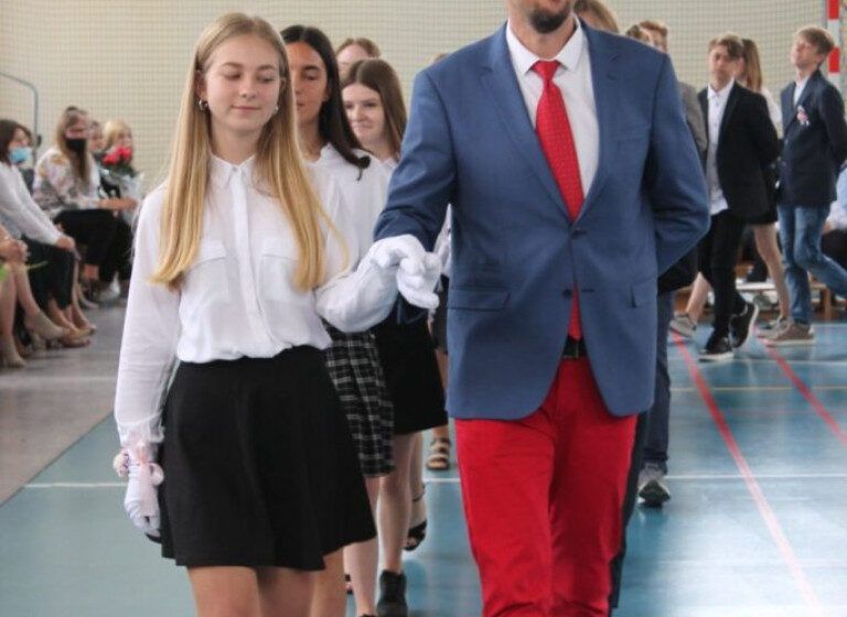  Zakończenie roku szkolnego w Szkole Podstawowej im. Tadeusza Łopuszańskiego w Dąbc