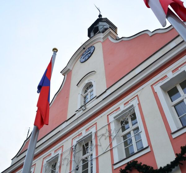  Roman Skiba składa rezygnację, oglądaj sesję RM Rydzyny