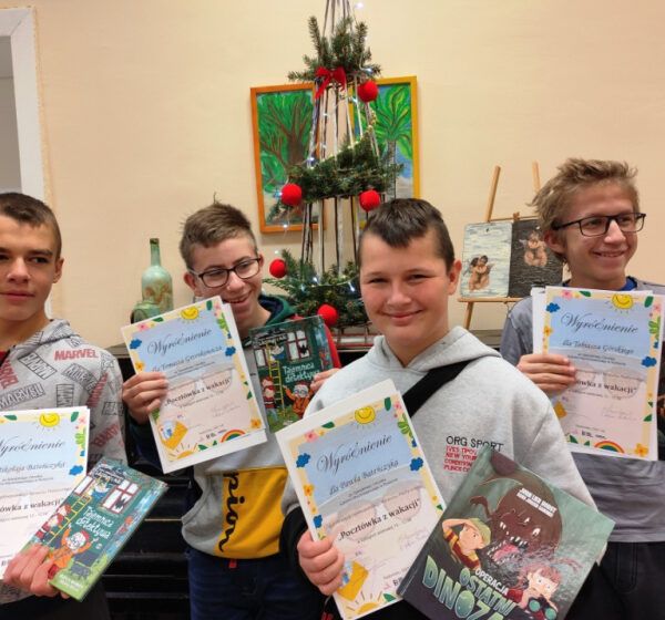  Uczniowie SOSW Rydzyna nagrodzeni w konkursie plastycznym