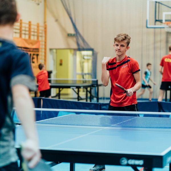 2. liga mężczyzn: Debiut 14-letniego Kajzera
