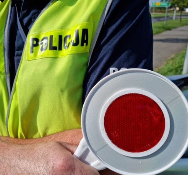  POLICYJNE PODSUMOWANIE WAKACJI 2022 I BEZPIECZNA DROGA DO SZKOŁY