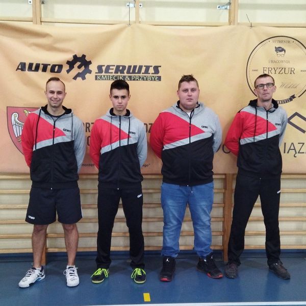 2. liga mężczyzn: Lider wygrał w Dąbczu