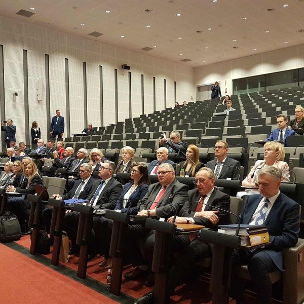 Radni zaniepokojeni perspektywą braku funduszy z Unii Europejskiej