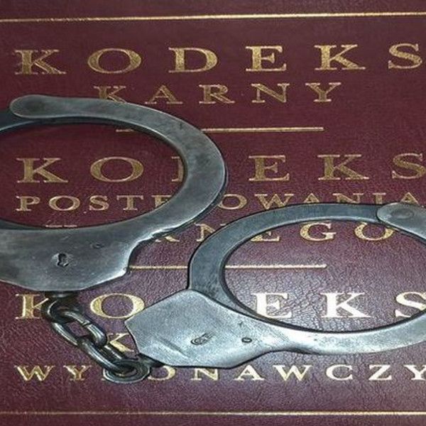 PRÓBOWALI WYŁUDZIĆ PIENIĄDZE Z URZĘDU PRACY