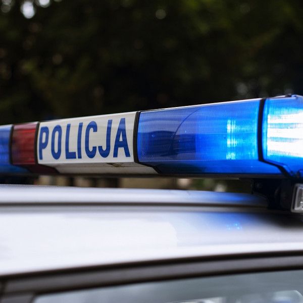 OSZUŚCI PODSZYWAJĄ SIĘ POD KIEROWNICTWO POLSKIEJ POLICJI
