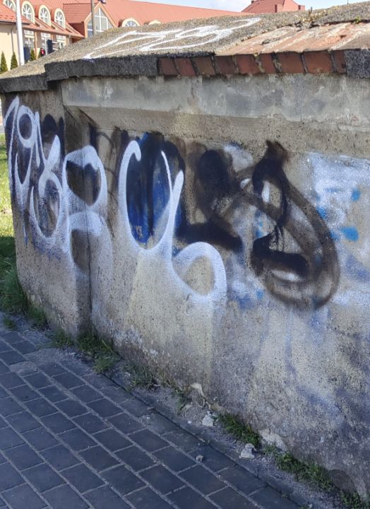 Czy uda się odnowić mur?