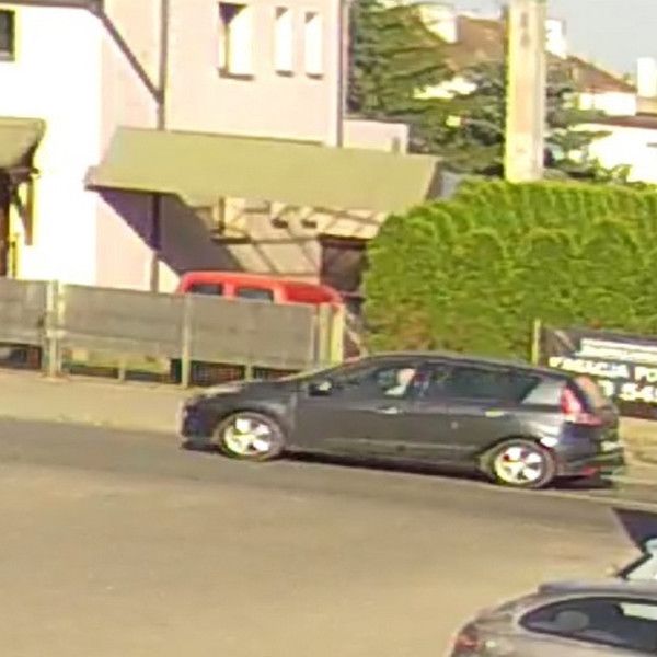 POLICJA POSZUKUJE KIEROWCY BIORĄCEGO UDZIAŁ W WYPADKU