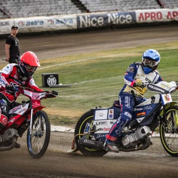 DMPJ: Byki trzecie we Wrocławiu