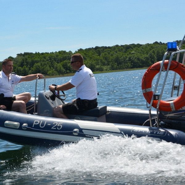 POLICJANCI PODSUMOWALI SEZON LETNI W MIEJSCOWOŚCIACH WYPOCZYNKOWYCH