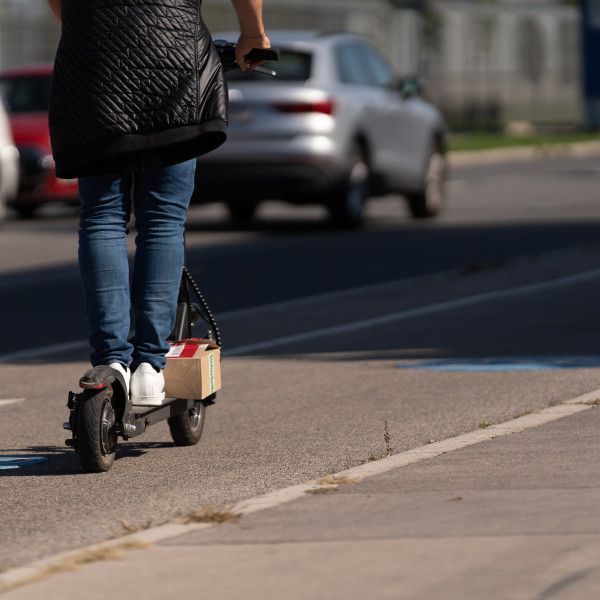 Pijani mieszkańcy gminy Rydzyna kierowali hulajnogami elektrycznymi