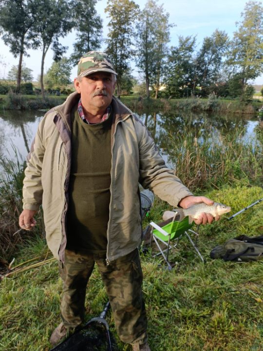 Zawody wędkarskie w Rojęczynie