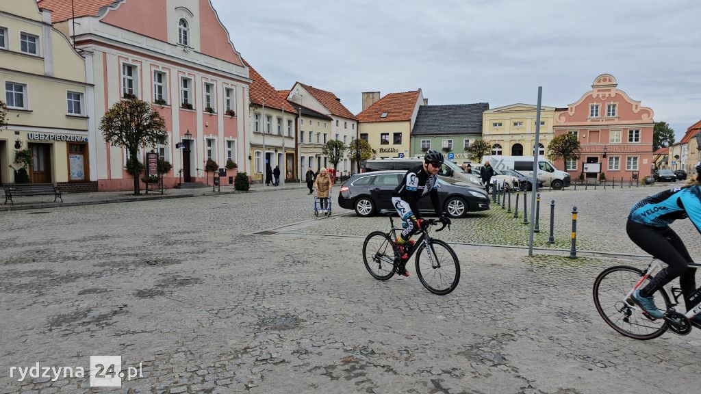 105 kilometrów w 105tą rocznicę odzyskania przez Polskę niepodległości.