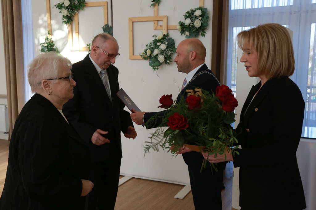 Uroczyste Złote i Szmaragdowe Gody w Gminie Rydzyna