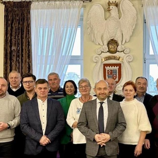 Świąteczne Podsumowanie Roku 2023: W Ratuszu Rydzyny Sołtysi otrzymują Uznania