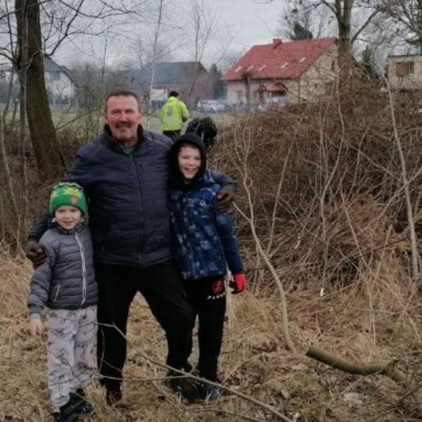 Czyn społeczny w Kaczkowie – wysprzątali staw i teren wokół