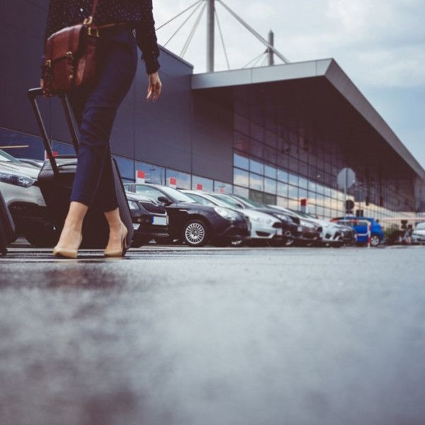 Wybór parkingu przy lotnisku: Co musisz wiedzieć?
