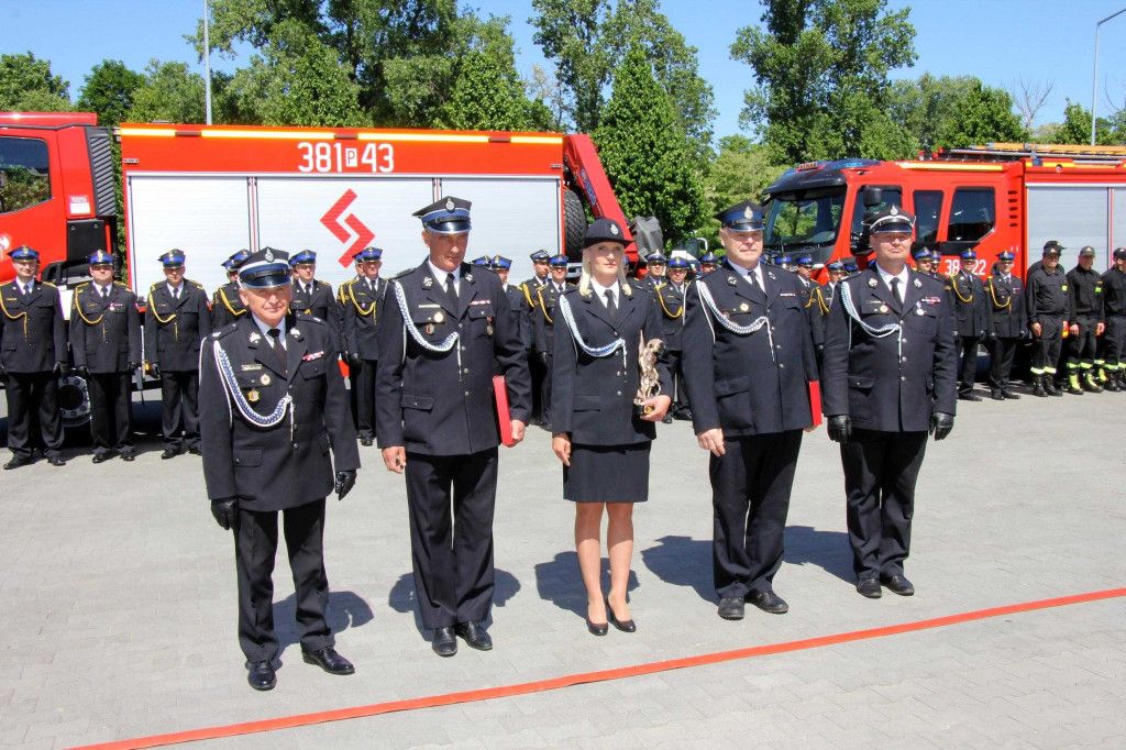 Odznaczenia i Awanse dla Strażaków z Gminy Rydzyna: Powiatowe Obchody Dnia Strażak