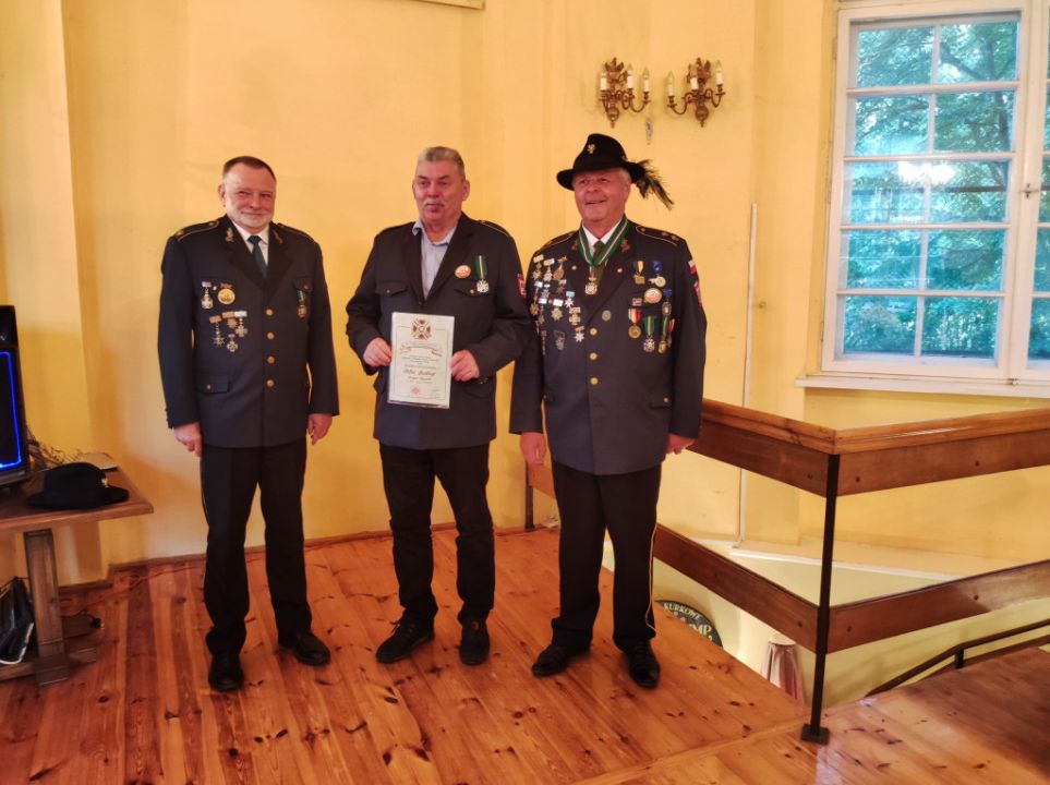 Strzelanie Królewskie 2024: Sukcesy i Wyniki Zawodów Kurkowego Bractwa Strzeleckie