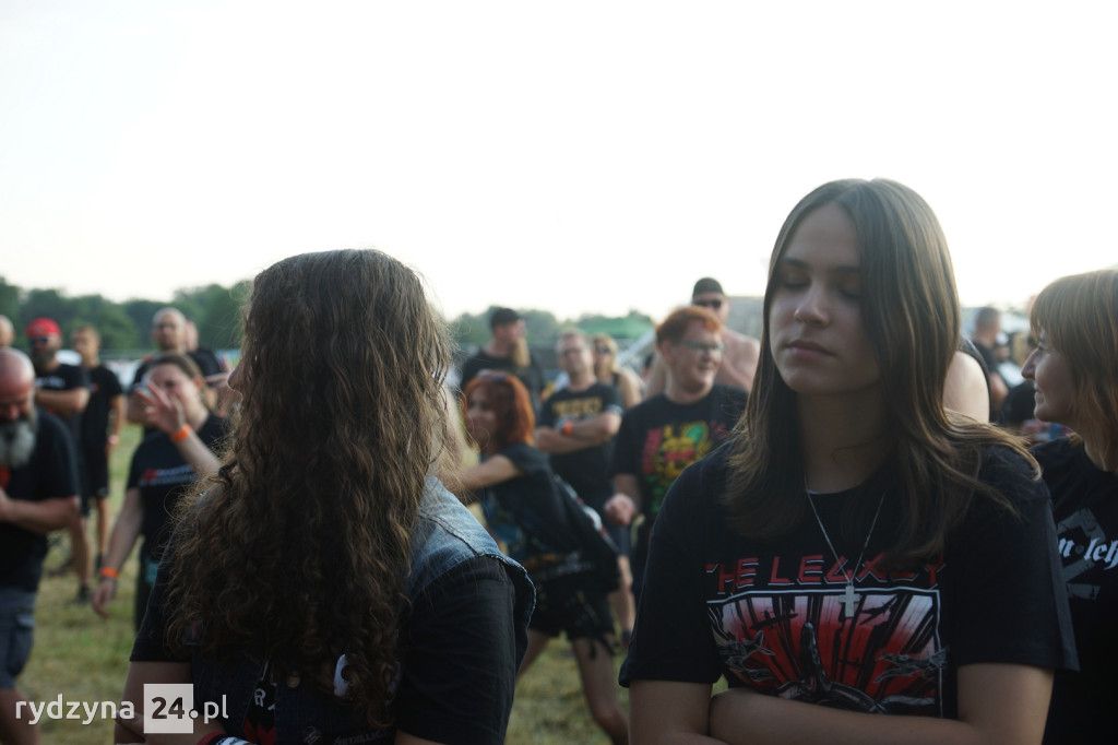 Festiwal Bangarang 5 w Chwałkowie: Dwudniowe Święto Muzyki i Rozmów