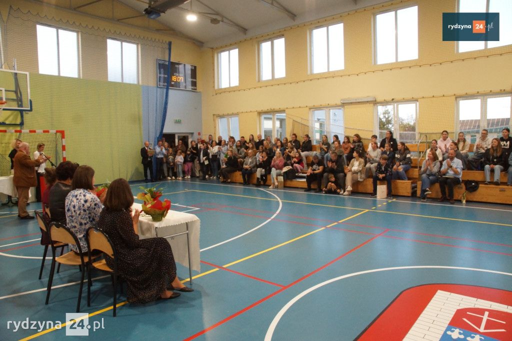 I Dąbieckie Dyktando 2024 – wyniki i nagrodzeni uczestnicy w Dąbczu