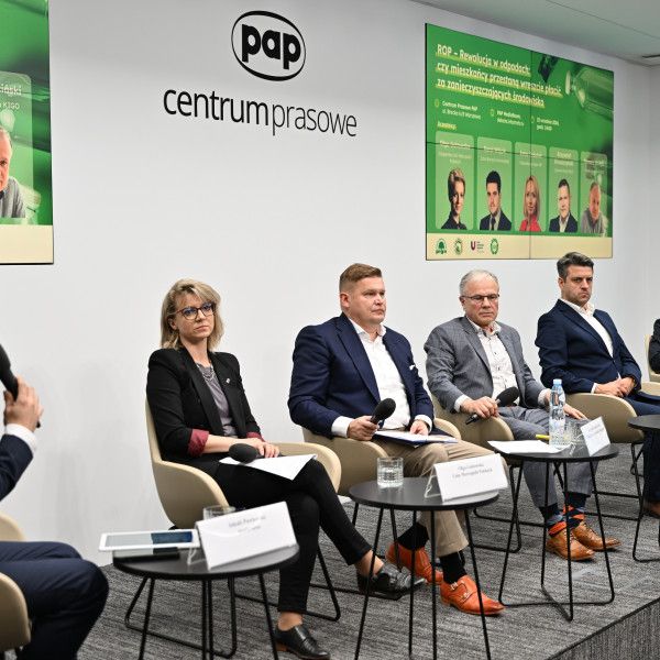 Debata o Rozszerzonej Odpowiedzialności Producenta: mocny apel do Ministerstwa, ab