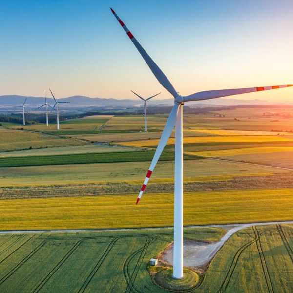 Santander Bank Polska zaprasza na cykl podcastów „Z nową energią o finansach”