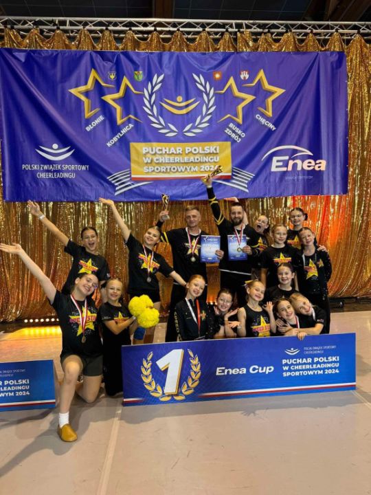 PUCHAR POLSKI W CHEERLEADINGU SPORTOWYM– WIELKIE SUKCESY SPEED STARS CHEERLEADERS
