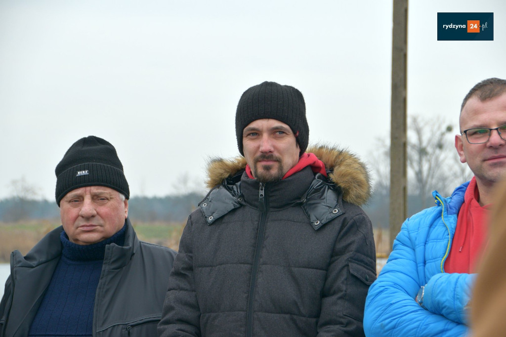Wicemarszałek Grabowski odwiedził Robczysko: Trwają prace przy rekultywacji stawu