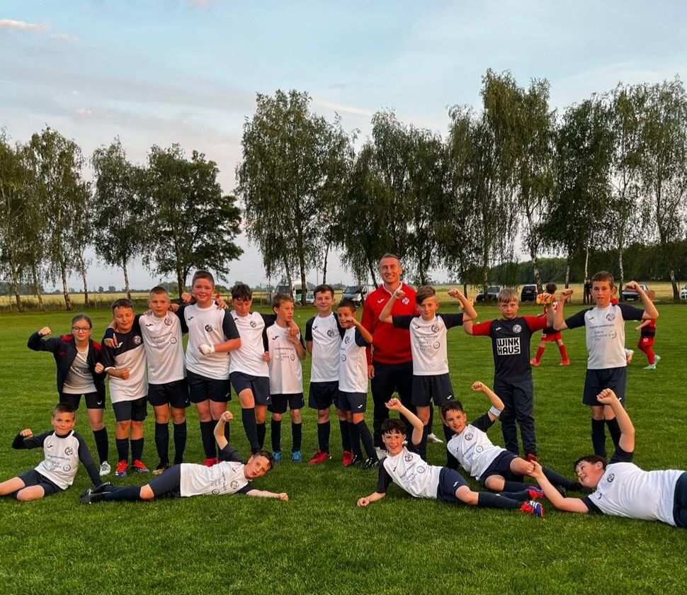 Efektowna wygrana młodzików Rydzyńskiej Akademii Piłkarskiej