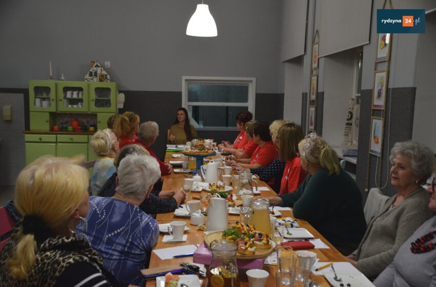  Warsztaty z psychologiem w Rydzynie. KGW rozwija lokalne centrum wsparcia