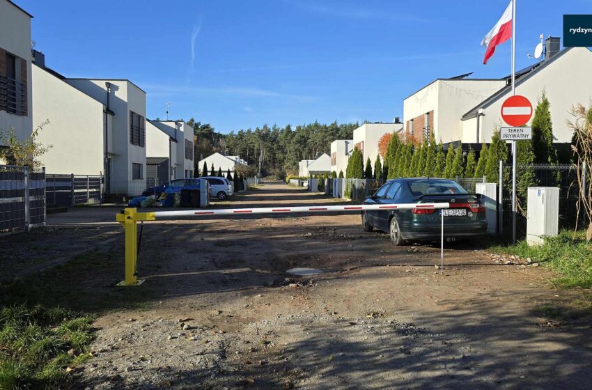  Szlaban na ulicy Cyprysowej w Dąbczu. Gmina wyjaśnia sytuację