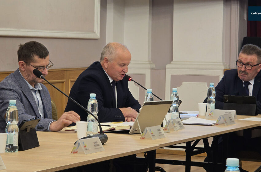  Kukurydza „w dobrej wierze”? Oświadczenie radnego Piotra Burdy