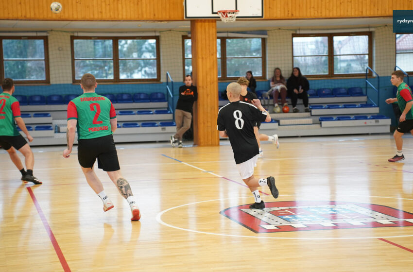  XVI Turniej Piłki Halowej o Puchar WOŚP w Rydzynie